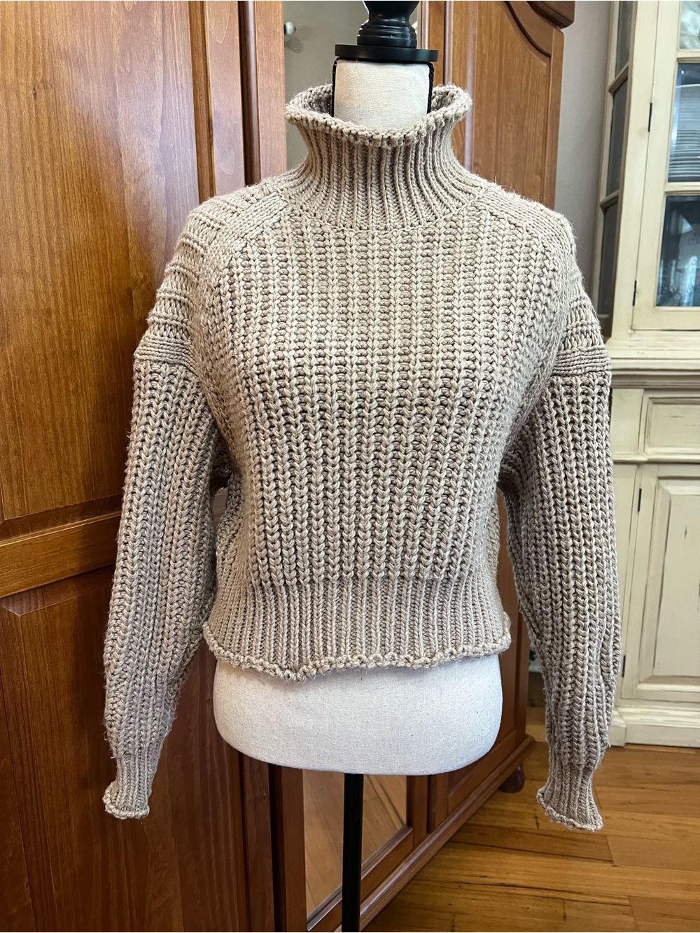 H&M Ribbed Turtleneck Sweater in Taupe